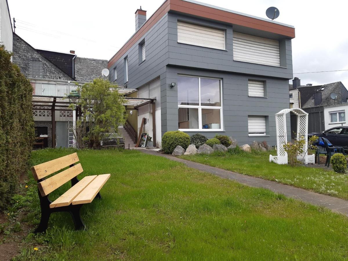 Ferienhaus Zum Hochstein Ettringen  Екстер'єр фото